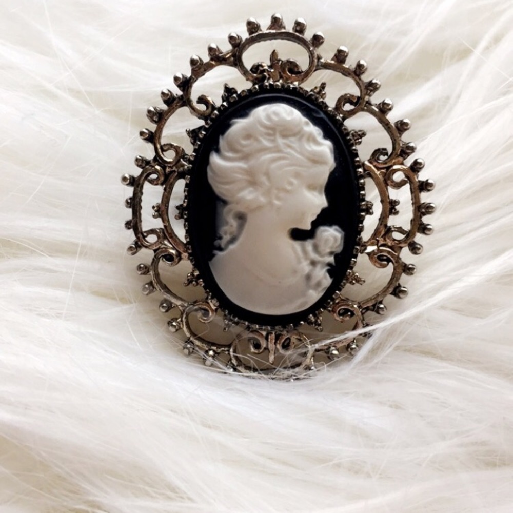 🖤sale🖤 Vintage cameo ring